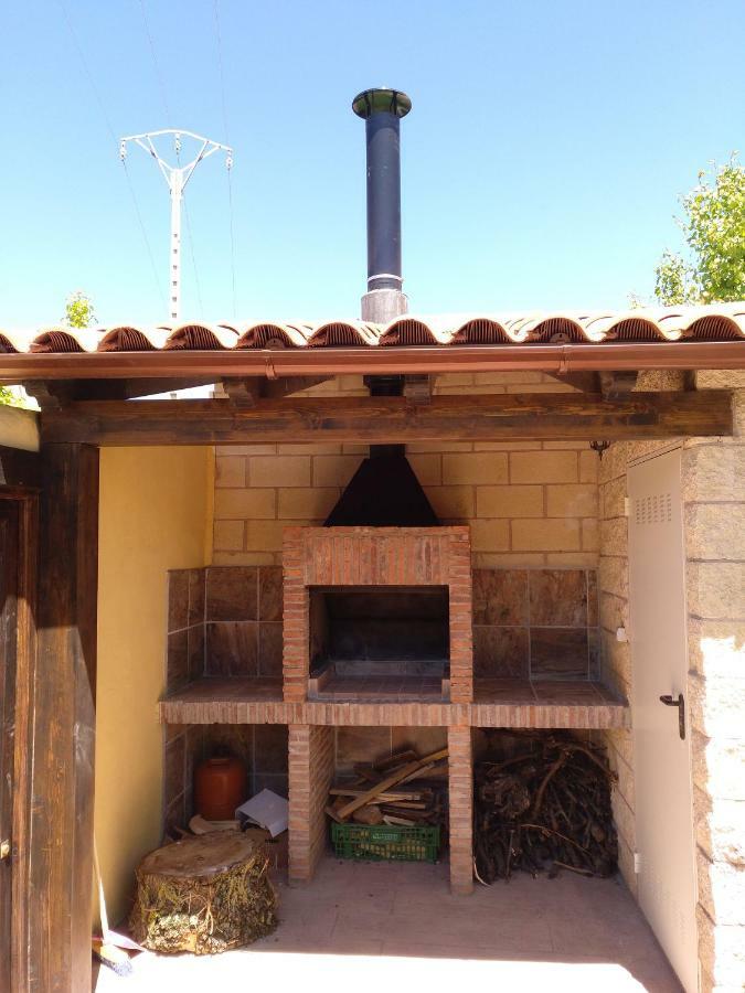 Villa La Casita Del Abuelo Villalmanzo Esterno foto